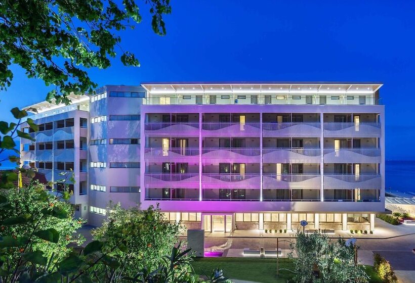 庭の見えるプレミアムルーム, Ammon Zeus Luxury Beach