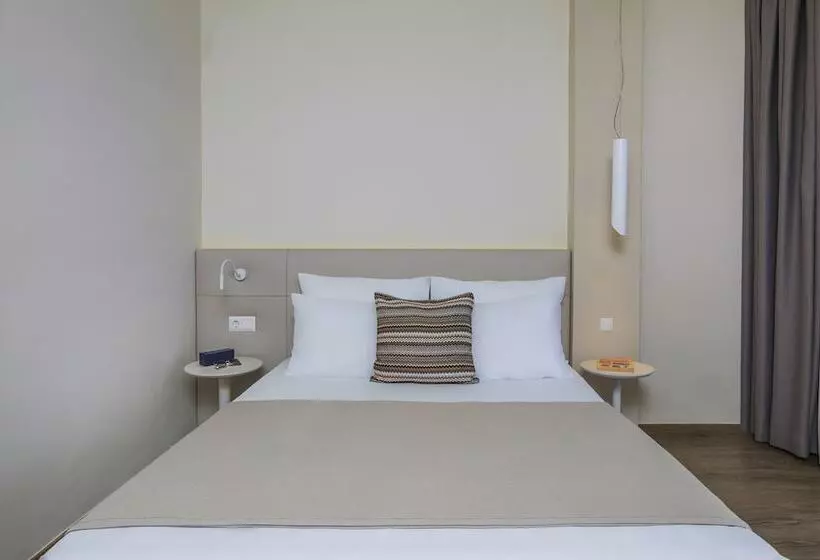 エコノミールーム, Ammon Zeus Luxury Beach