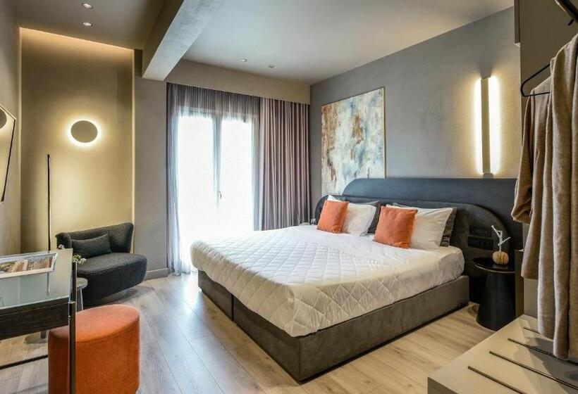 جناح جونيور ذات إطلالة, Arcadion