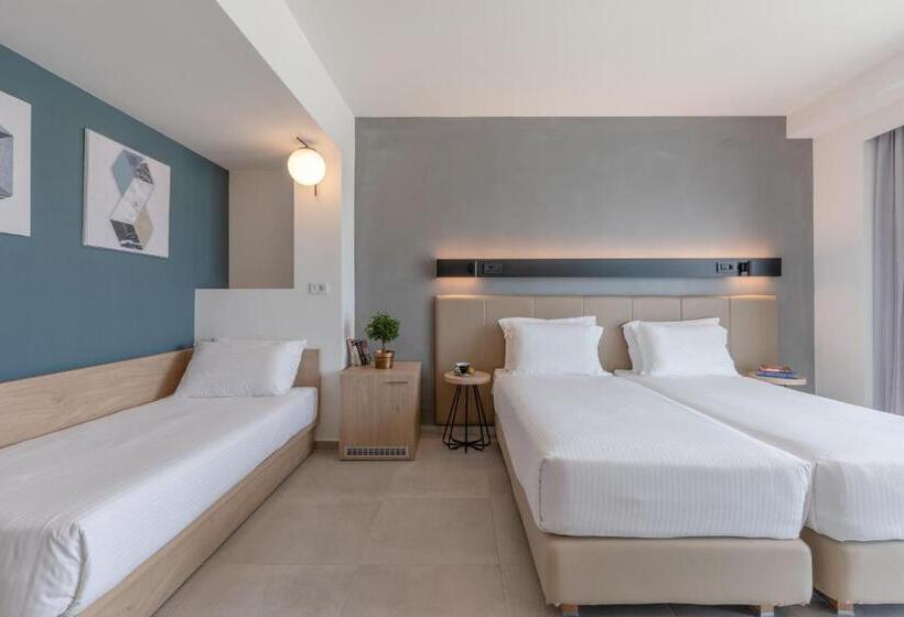 수피리어 트리플 룸, Avra By Smile Hotels