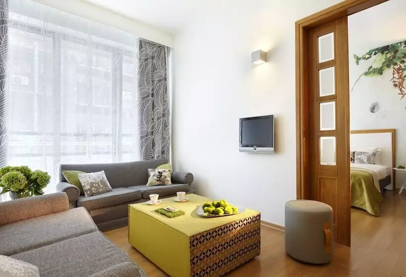 سوییت, City Hotel Thessaloniki