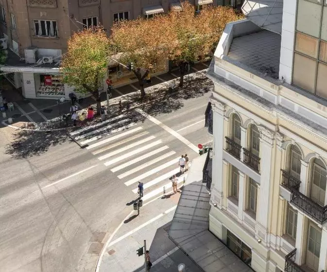 سوییت جونیور با چشم‌انداز شهر, City Hotel Thessaloniki