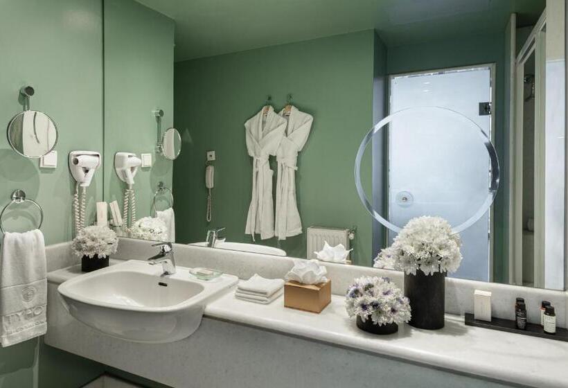 جناح, City Hotel Thessaloniki