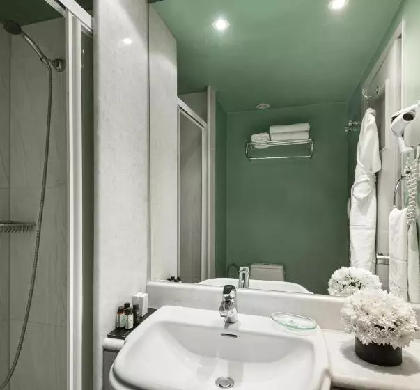 اتاق سوپریور با چشم‌انداز شهر, City Hotel Thessaloniki