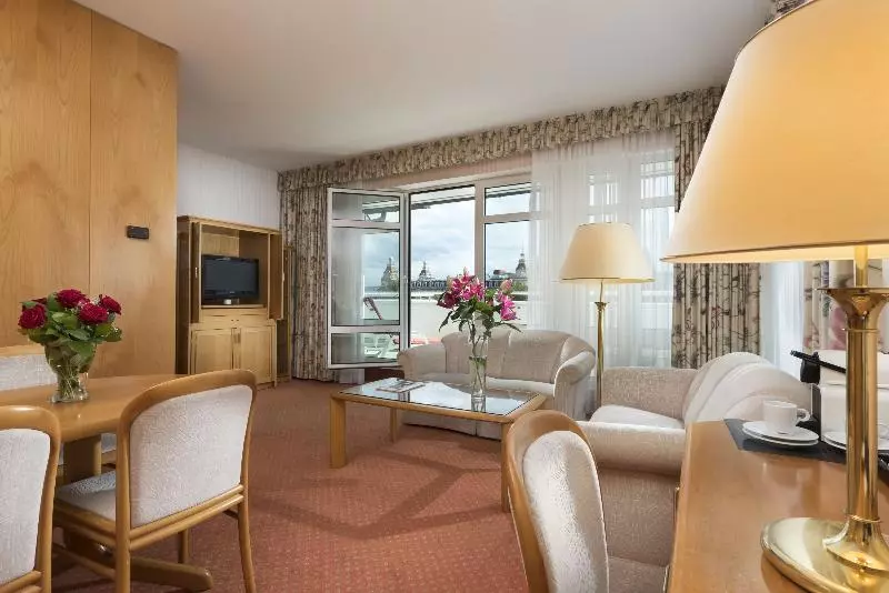 Superior Interior Room, City Hotel Thessaloniki