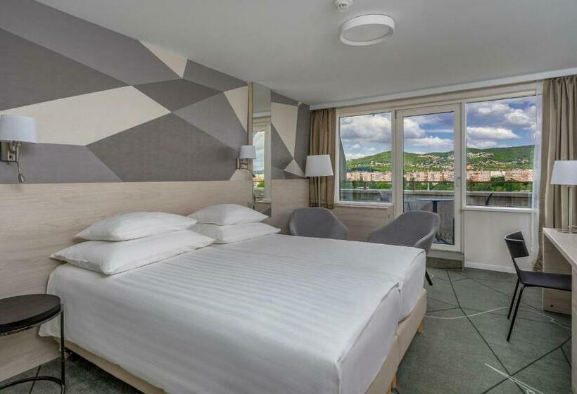 غرفة بريميوم, Ensana Thermal Margaret Island