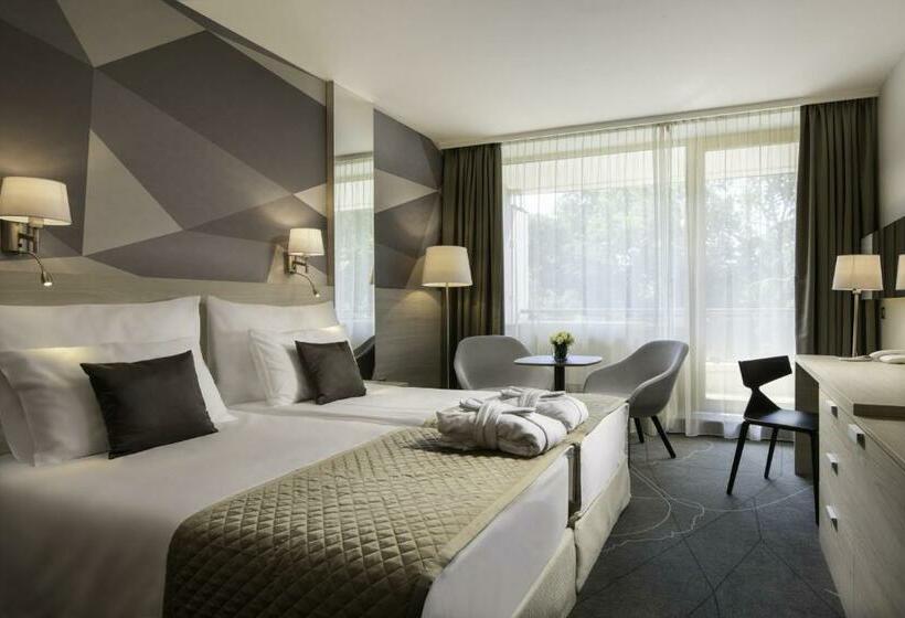 Номер Премиум, Ensana Thermal Margaret Island