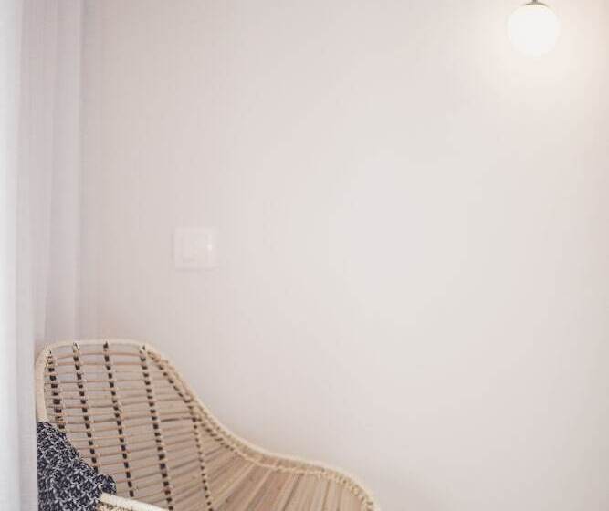 高级大房间, Iliada Beach