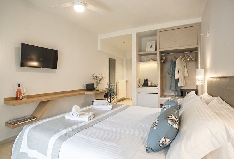 高级大房间, Iliada Beach