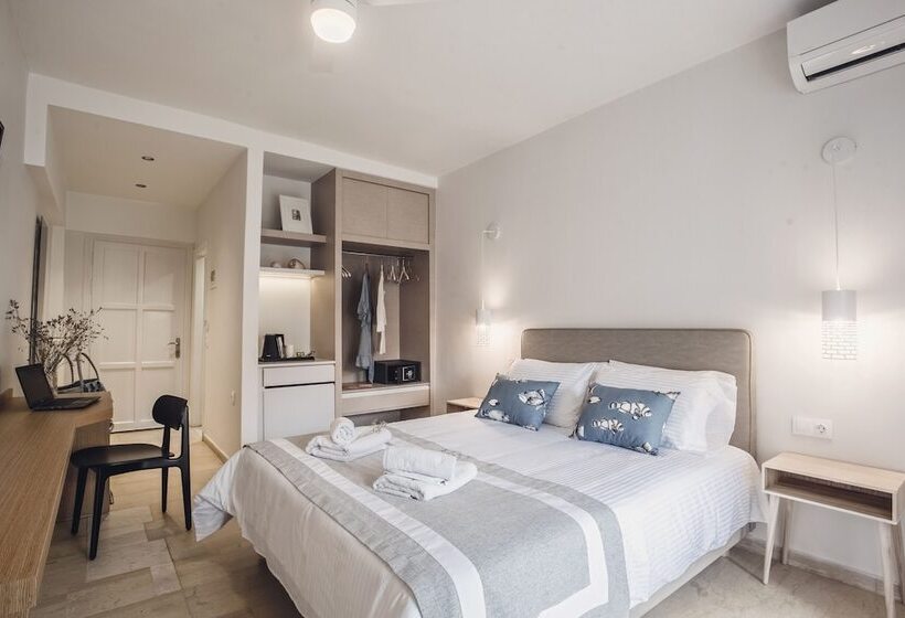 高级大房间, Iliada Beach