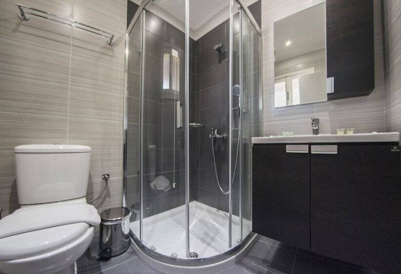 标准间, Iliada Beach