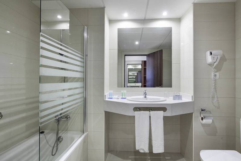 חדר דלוקס צדדי נוף לים, Kassandra Palace Seaside Resort