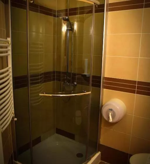 スタンダードルーム, Körös Panzió és étterem