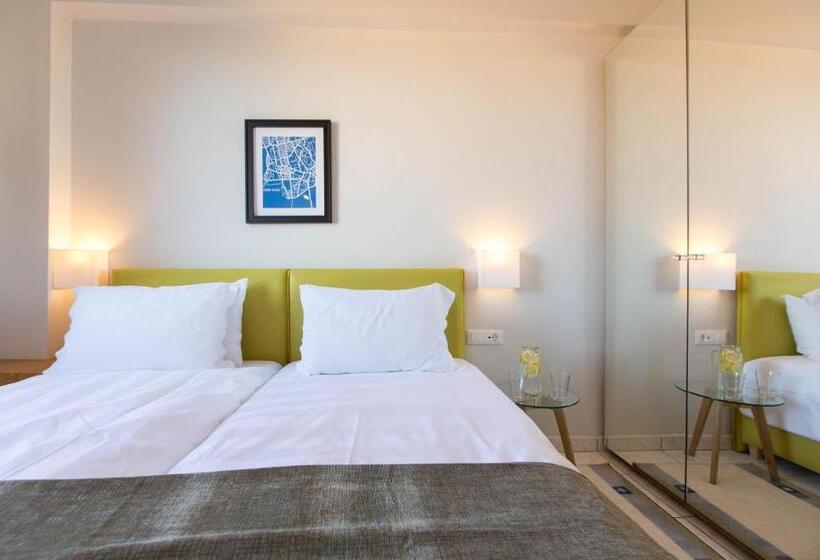 חדר סטנדרט, Leto Nuevo