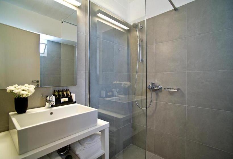 스위트, Marathon Beach Resort