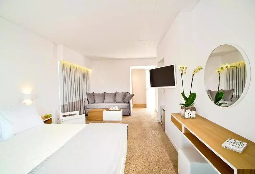 ジュニアスイート, Marathon Beach Resort