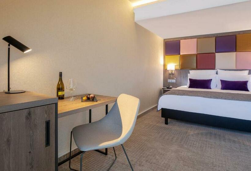 סוויטת ג'וניור סופריור, Mercure Budapest Korona