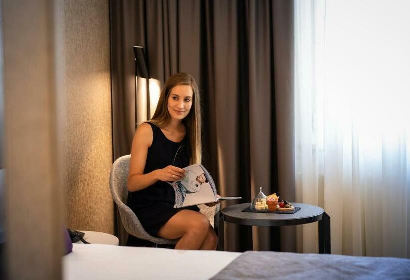 חדר יוקרתי, Mercure Budapest Korona