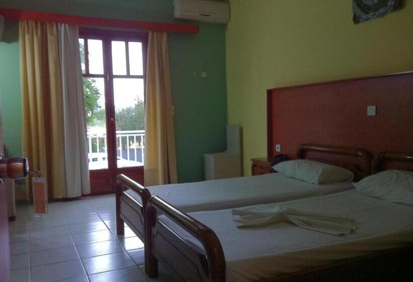 Quarto Estandar Vista Jardim, Oceanida Bay