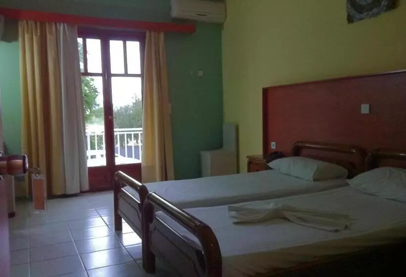 Cameră Standard cu Vedere la Gradină, Oceanida Bay