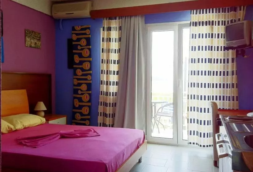 Cameră Standard cu Vedere la Gradină, Oceanida Bay