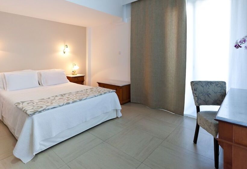 Номер Стандарт Трехместный, Olympic Village Hotel & Spa