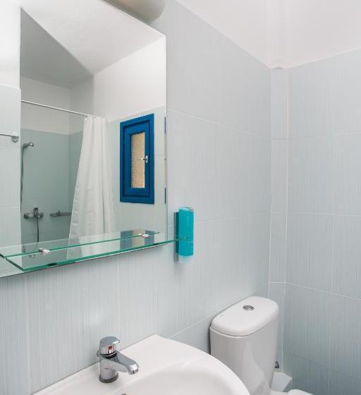 סוויטת ג'וניור משפחתית, Paros Philoxenia