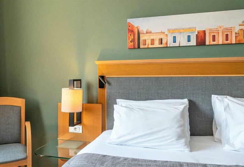 Deluxe Room with Views