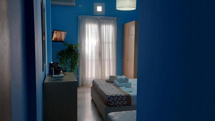 חדר סטנדרט לשלושה, Poseidon Beach