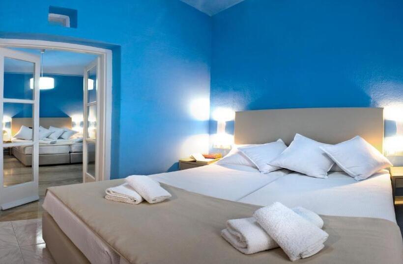 חדר משפחתי, Poseidon Beach