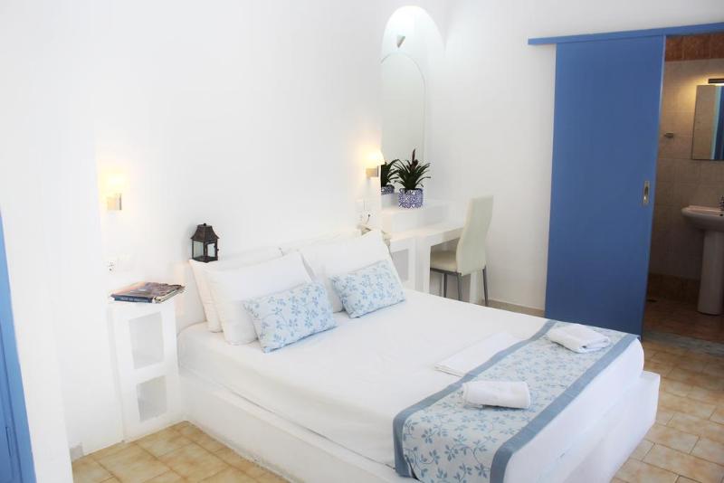 חדר סטנדרט לשלושה, Poseidon Beach