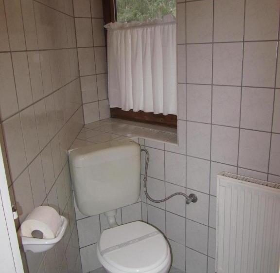 Suite with lake view, Síkfőkút