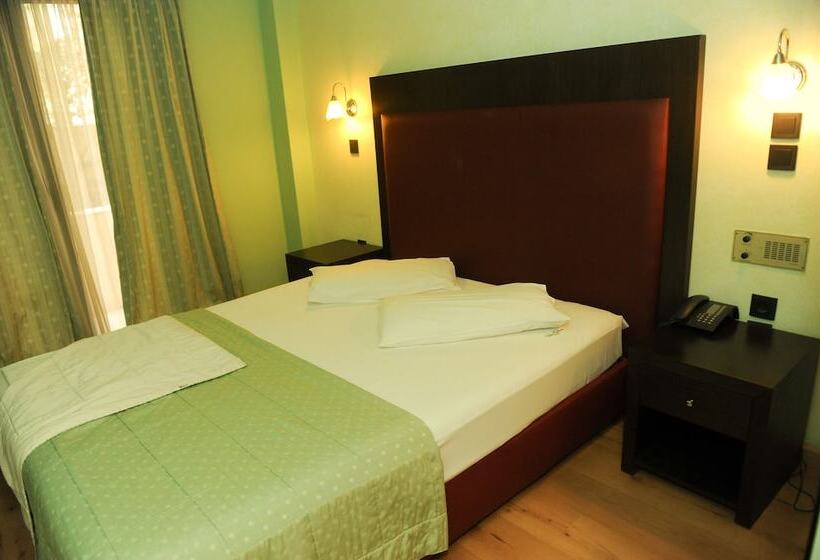 חדר סטנדרט לשלושה, Villa Orion