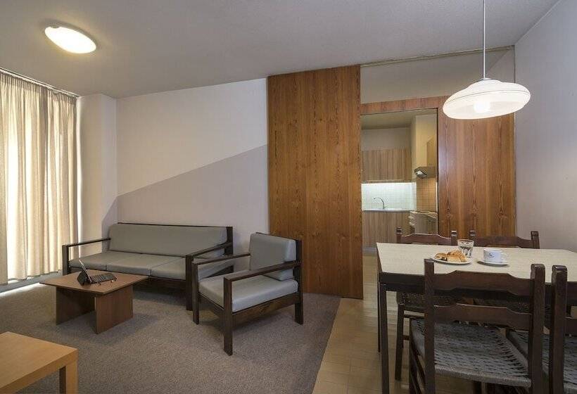 侧面带海景及2个卧室的公寓, Marina Alimos Hotel Apartments