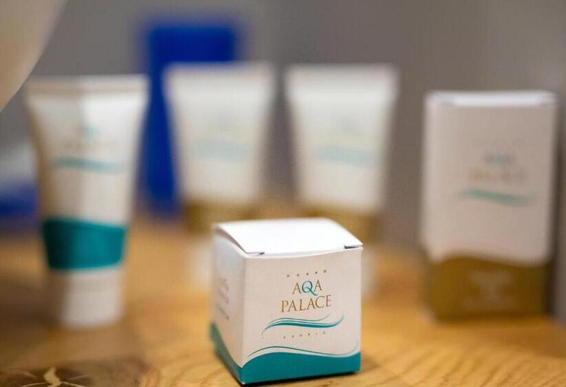 주니어 스위트, Aqa Palace