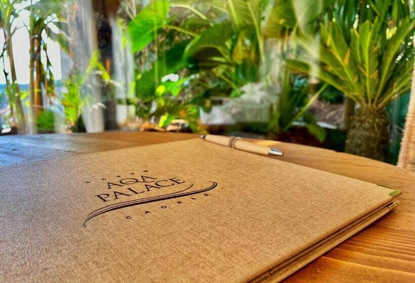 스위트, Aqa Palace