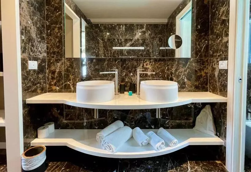 Suite Widok Basen, Aqa Palace