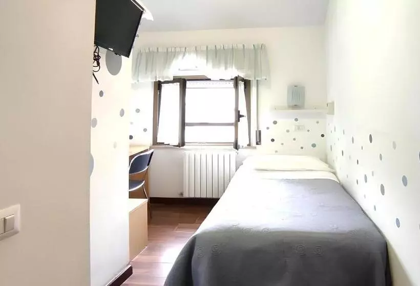 اتاق استاندارد یک نفره, Birilli B&b