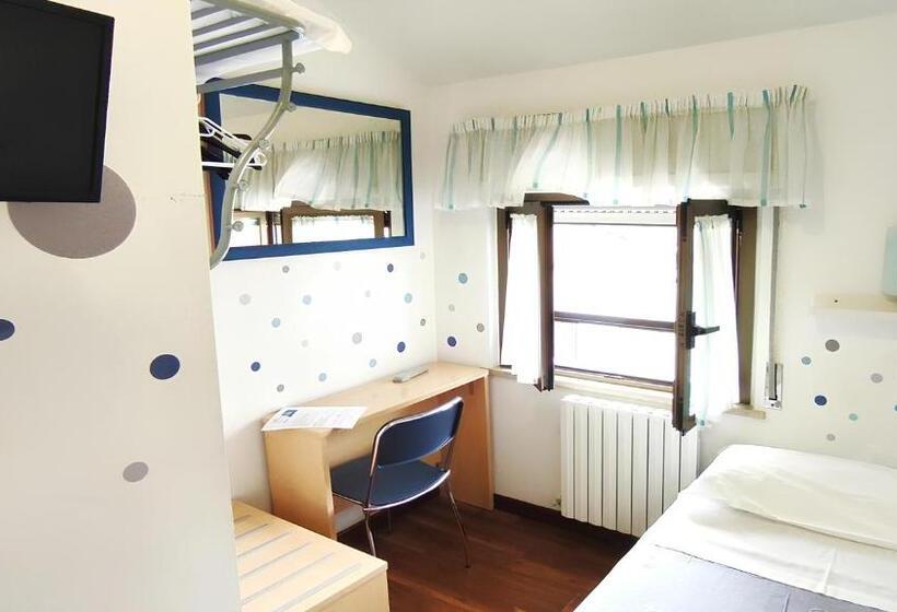 スタンダードシングルルーム, Birilli B&b