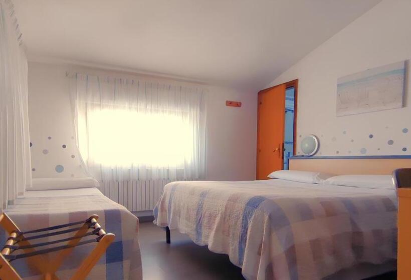 スタンダードトリプルルーム, Birilli B&b