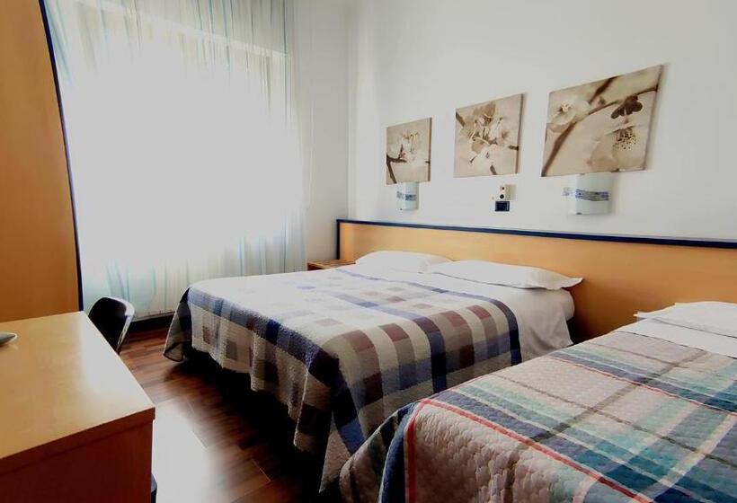 スタンダードトリプルルーム, Birilli B&b