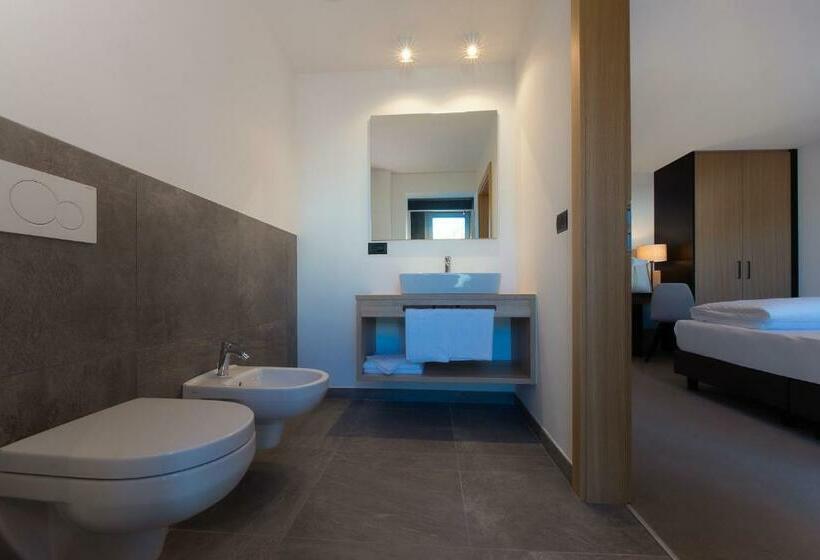 스탠다드 발코니 룸, Boè Sport And Nature