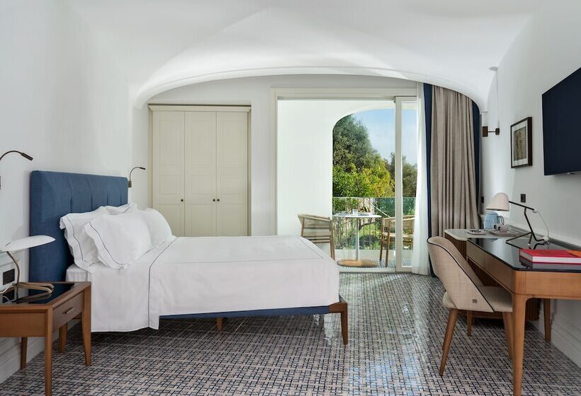 חדר משפחתי, Borgo Santandrea