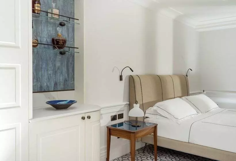 Superior-huone, Borgo Santandrea