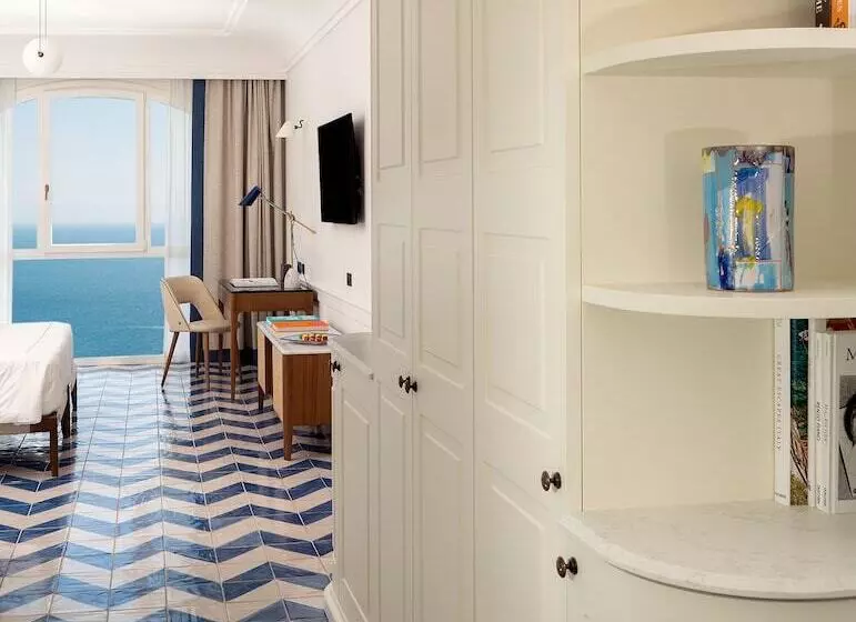 Superior-huone, Borgo Santandrea