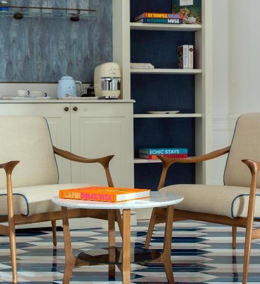 סוויטה עם בריכה, Borgo Santandrea