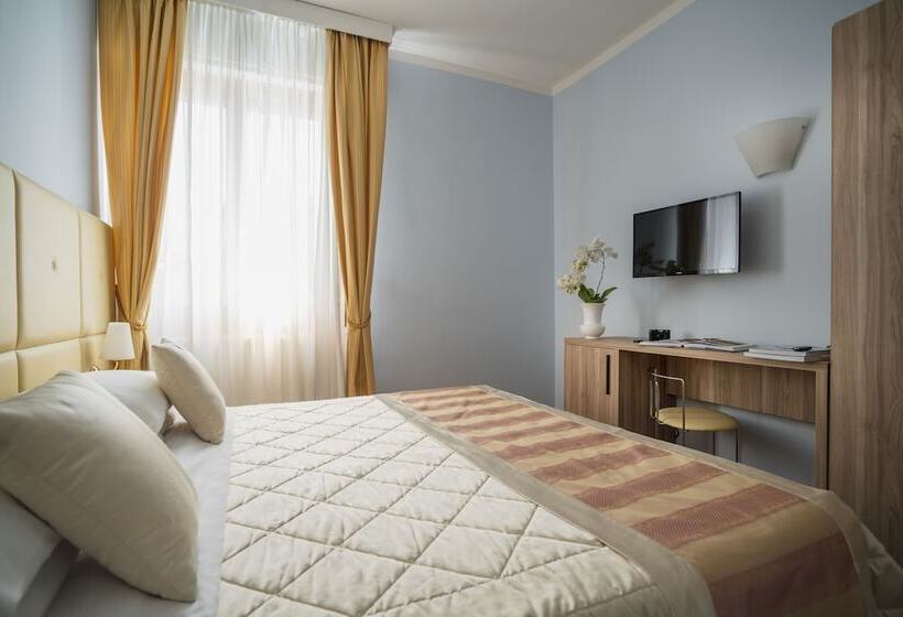 スタンダードトリプルルーム, Boutique Hotel Re Enzo