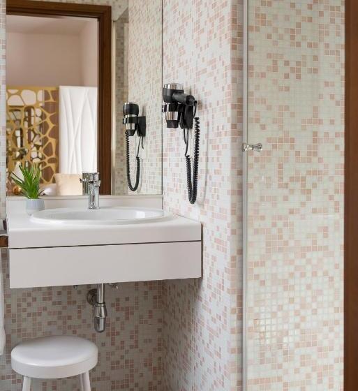 חדר סטנדרט עם מרפסת, Boutique Hotel Re Enzo