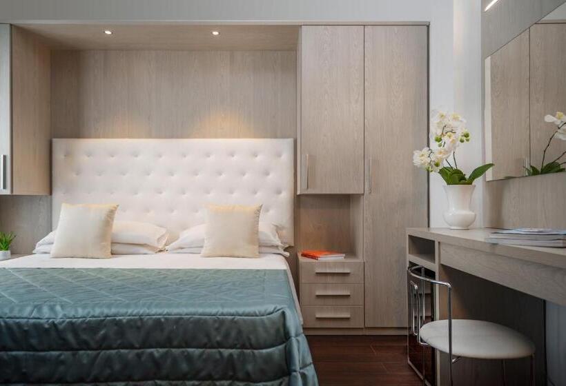 חדר סטנדרט עם מרפסת, Boutique Hotel Re Enzo