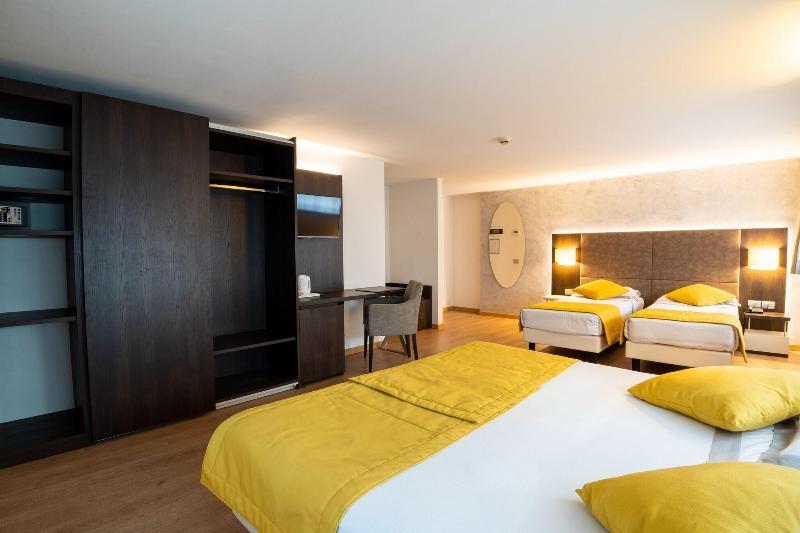 四人标准间, Como